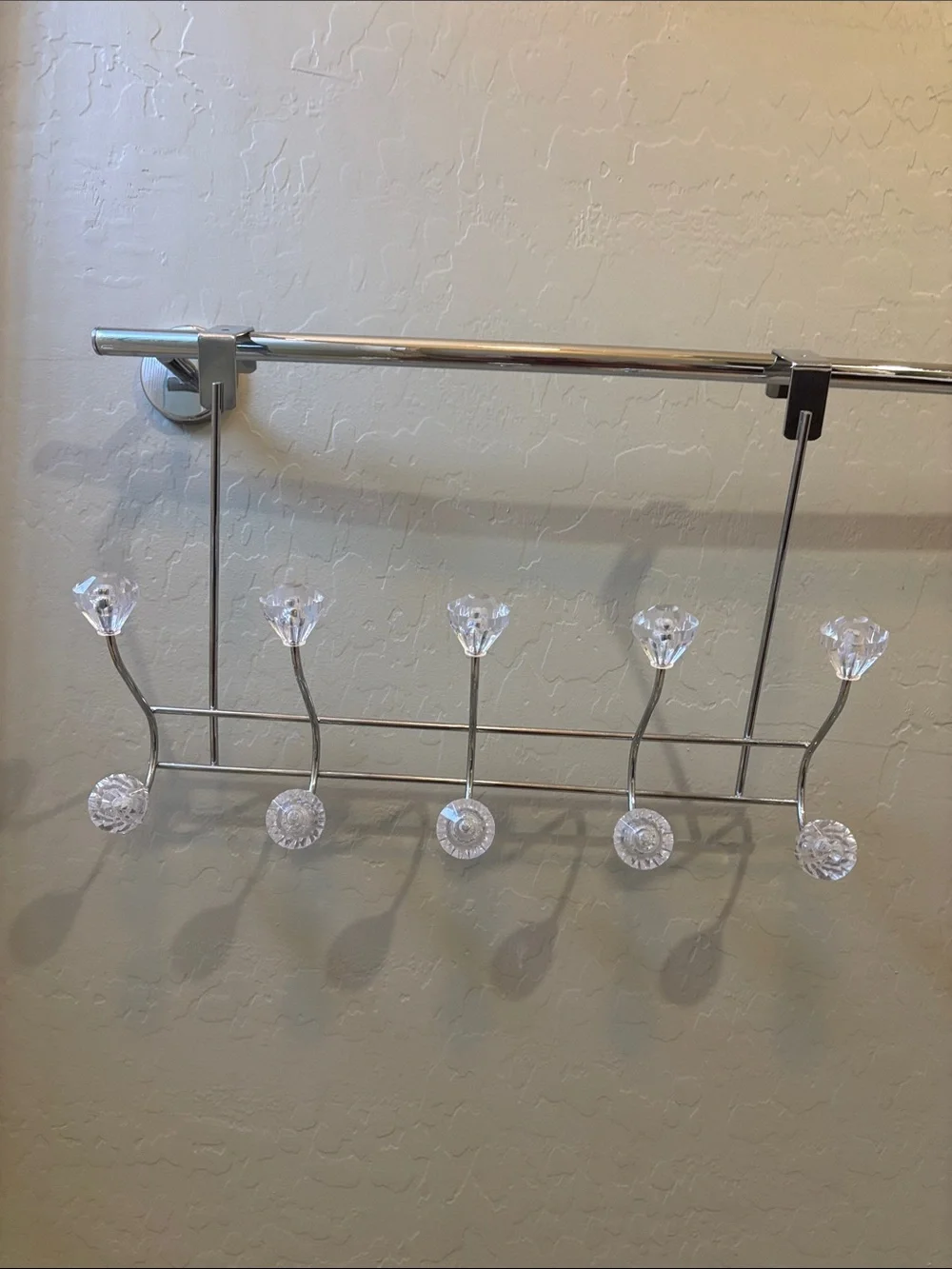 O er the door hook hanger